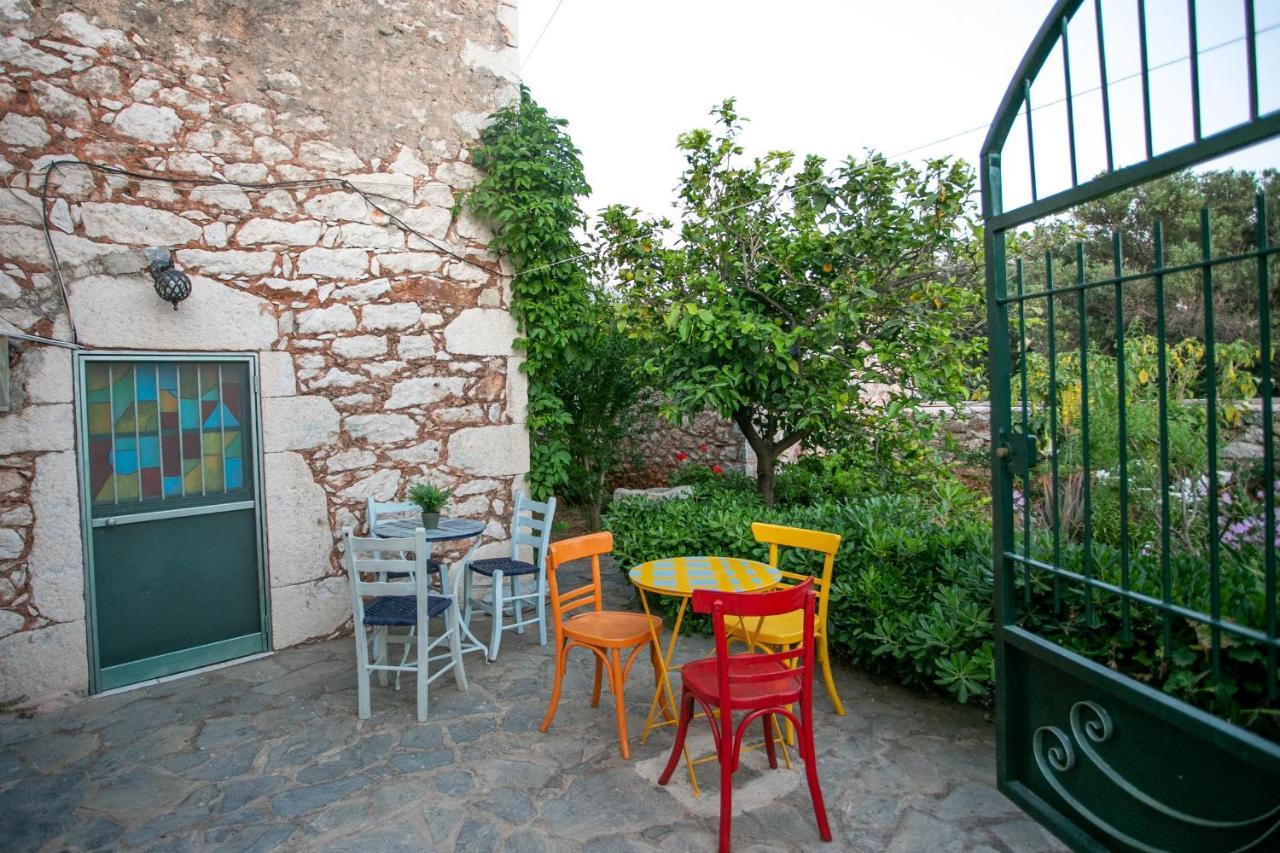 Charouda Country House Pyrgos Dirou Exterior photo